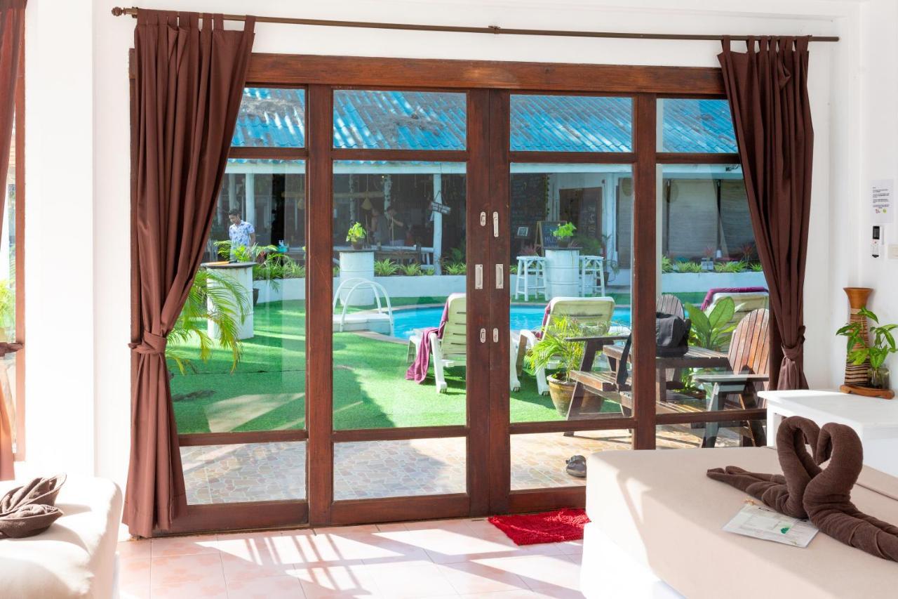 Tiki Beach Koh Phangan Beach Restaurant Bar And Coworking (Adults Only) Baan Tai Ngoại thất bức ảnh