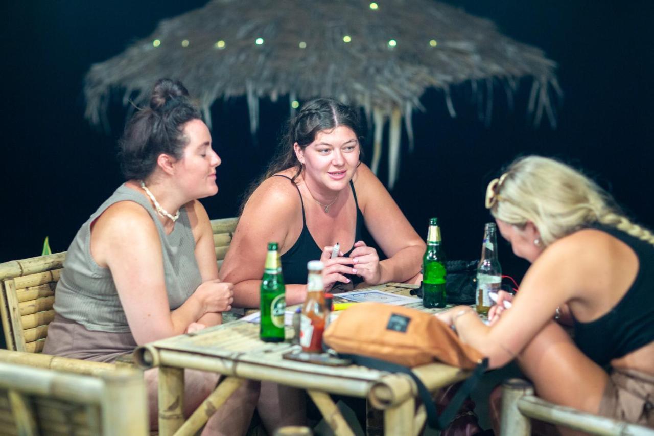 Tiki Beach Koh Phangan Beach Restaurant Bar And Coworking (Adults Only) Baan Tai Ngoại thất bức ảnh